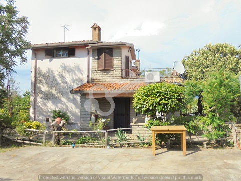 I004 - Casa indipendente - Soriano nel Cimino